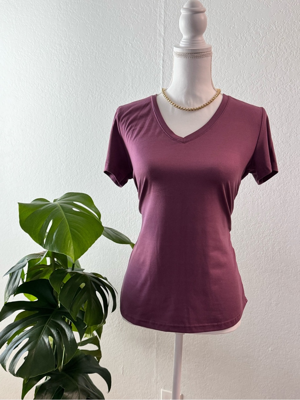 Women’s V-Neck Tee in Plum